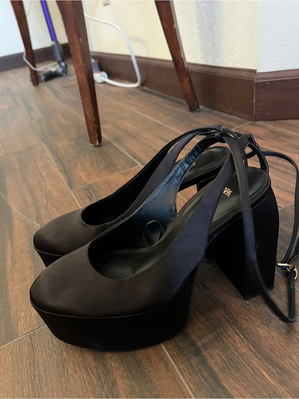 Zara Black Platform Slingback Heels